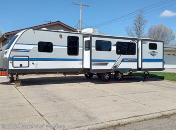 Used 2018 Jayco White Hawk 31BH available in Sturgis, Michigan
