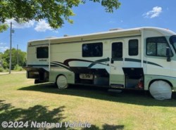 Used 2000 Holiday Rambler Vacationer 32CG available in Lisbon, Ohio