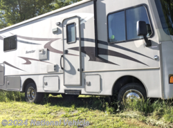 Used 2014 Itasca Sunstar 26HE available in Springville, Pennsylvania