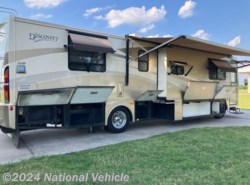 Used 2005 Fleetwood Discovery 39S available in Schulenburg, Texas