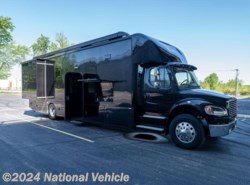 Used 2023 Custom  Apollo 40S3 available in Warsaw, Indiana