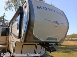 Used 2017 Keystone Montana 3661RL available in Springdale, Arkansas