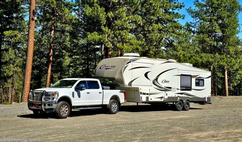 Used 2012 Keystone Cougar 318SAB available in Lockhart, Texas