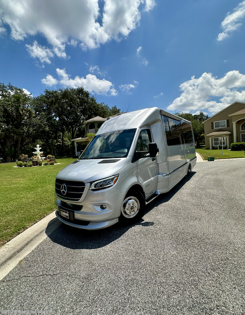 Used 2022 Airstream Atlas Murphy Suite Tommy Bahama available in Titusville, Florida