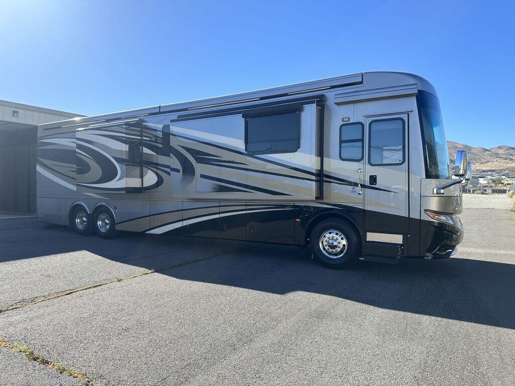 Used 2015 Newmar London Aire 4553 available in Minden, Nevada