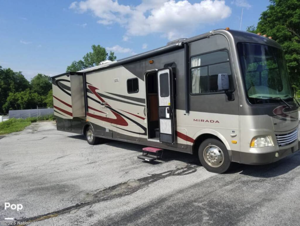 Used 2010 Coachmen Mirada 35DS available in Thorndale, Pennsylvania