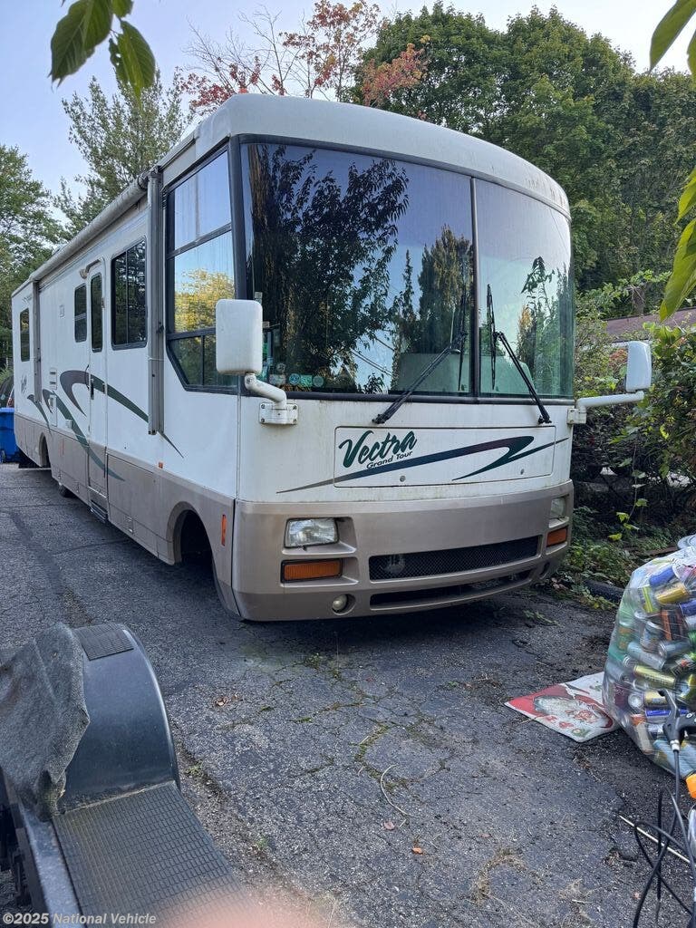 Used 1996 Winnebago Vectra 34RA available in Waterford, Michigan