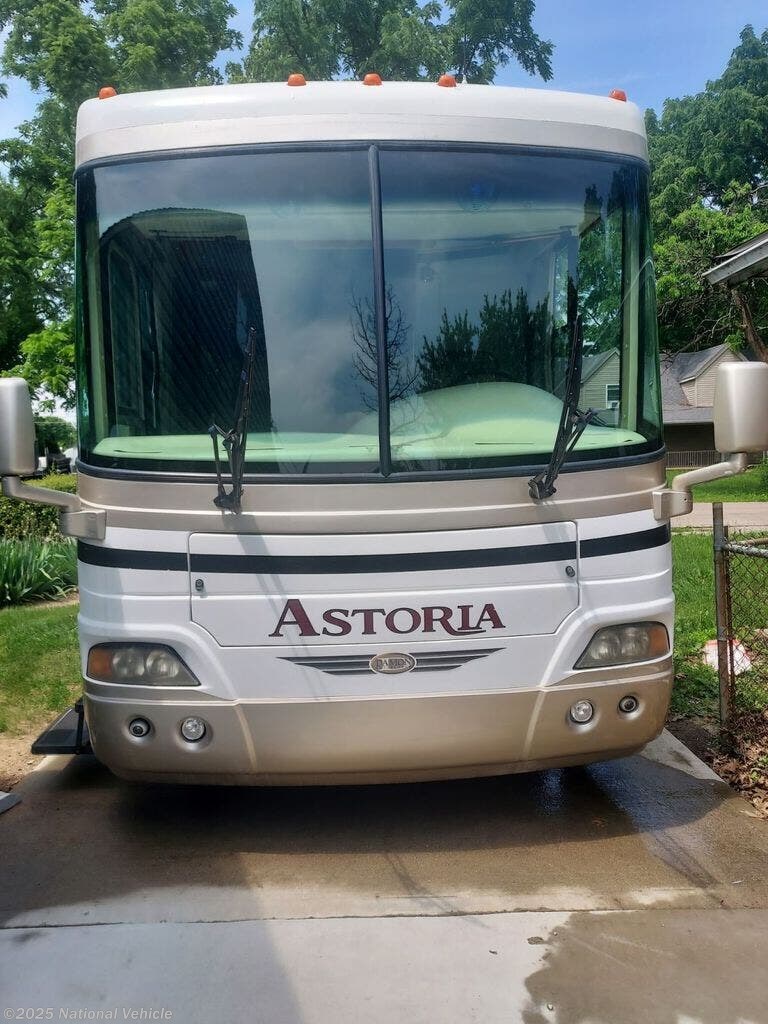 Used 2006 Damon Astoria Pacific 3579 available in Dayton, Ohio