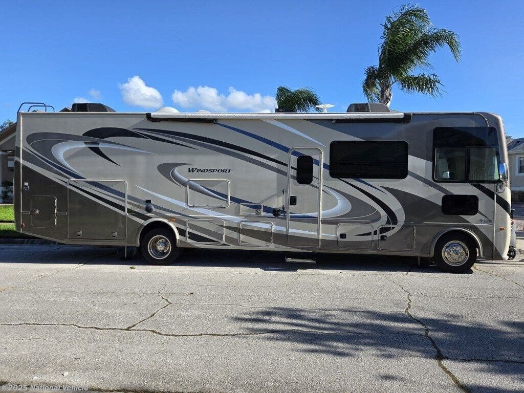 Used 2018 Thor Motor Coach Windsport 34J available in Orlando, Florida