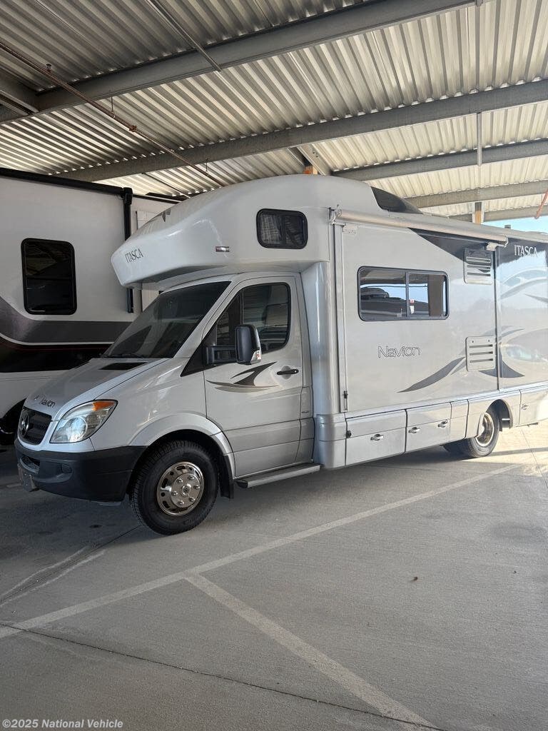 Used 2011 Itasca Navion 24J available in Cathedral City, California
