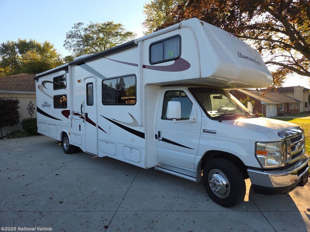 Used 2010 Forest River Sunseeker 3170DS available in Clinton Township, Michigan