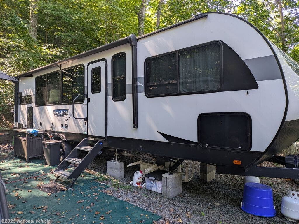 Used 2024 Forest River Salem 29VIEW available in Reading, Pennsylvania