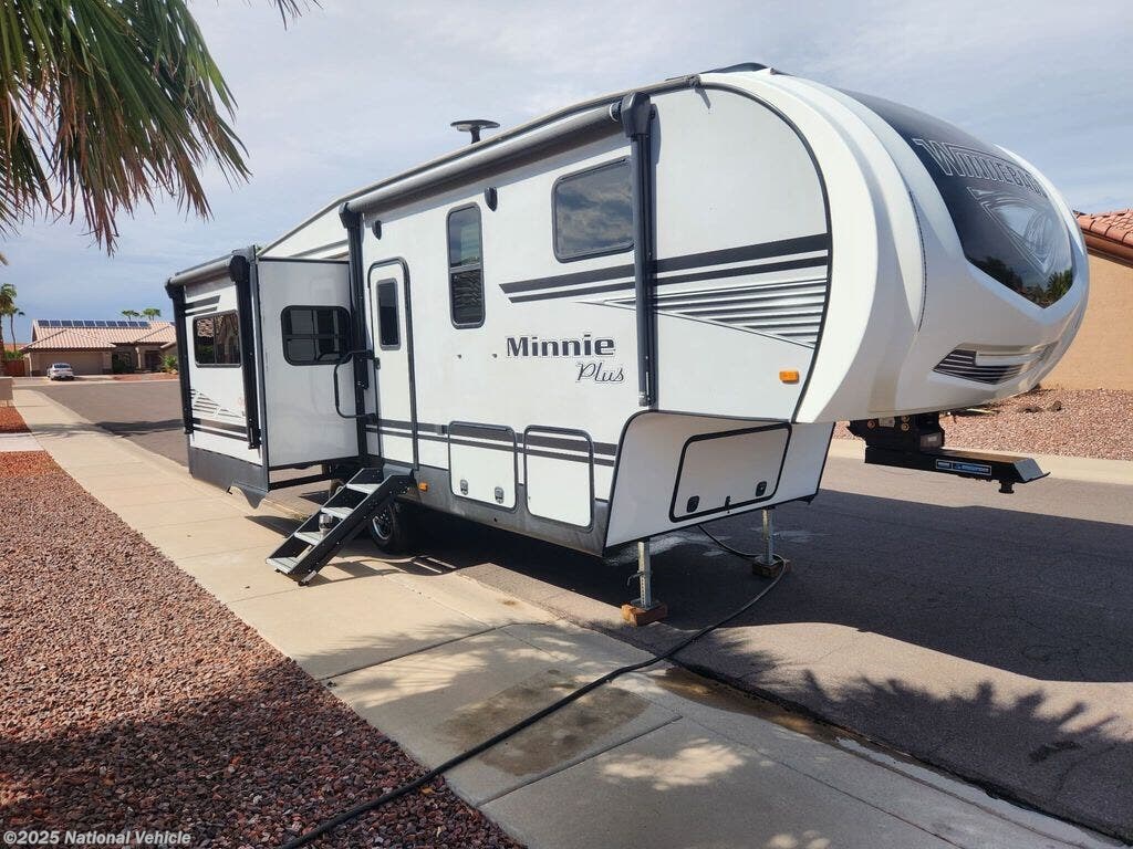 Used 2020 Winnebago Minnie Plus 27RLTS available in Sun City West, Arizona