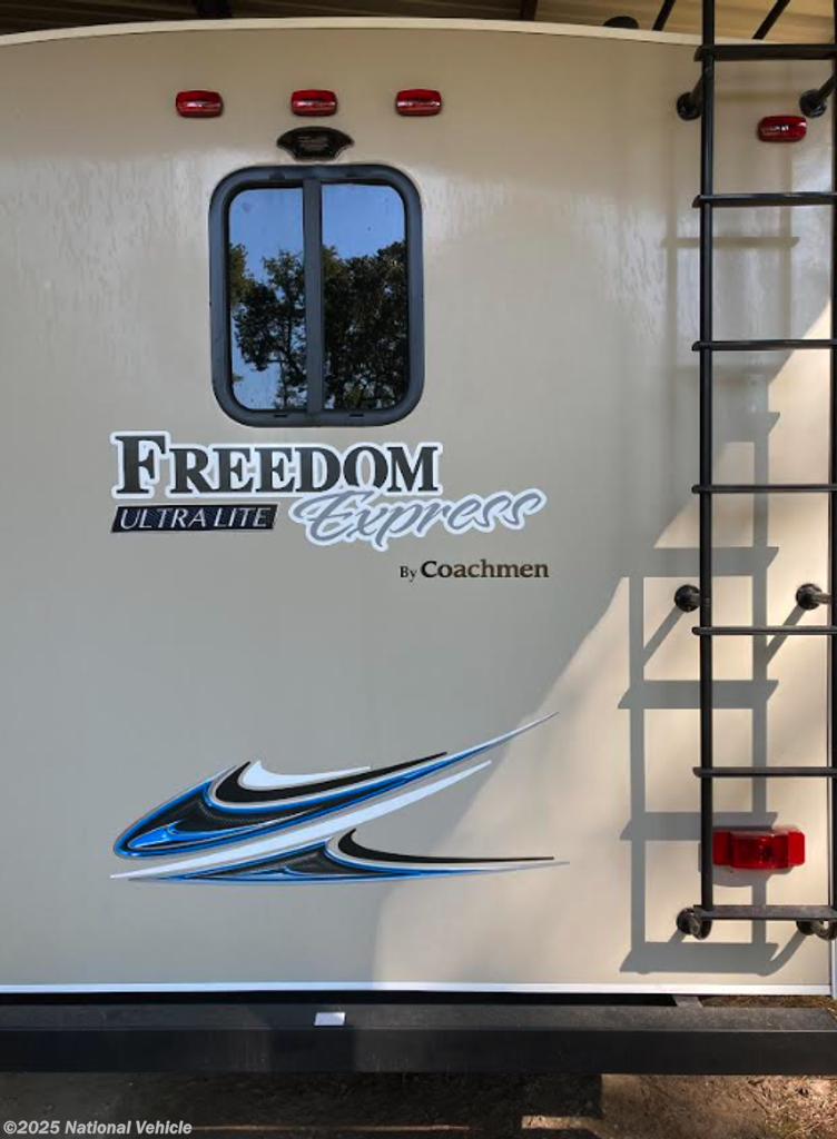 Used 2019 Coachmen Freedom Express Ultra Lite 248RBS available in Florien, Louisiana