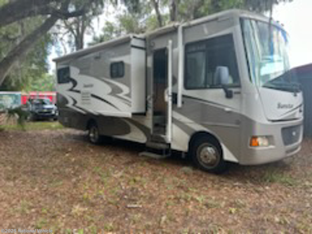 Used 2013 Itasca Sunstar 27N available in South Daytona, Florida