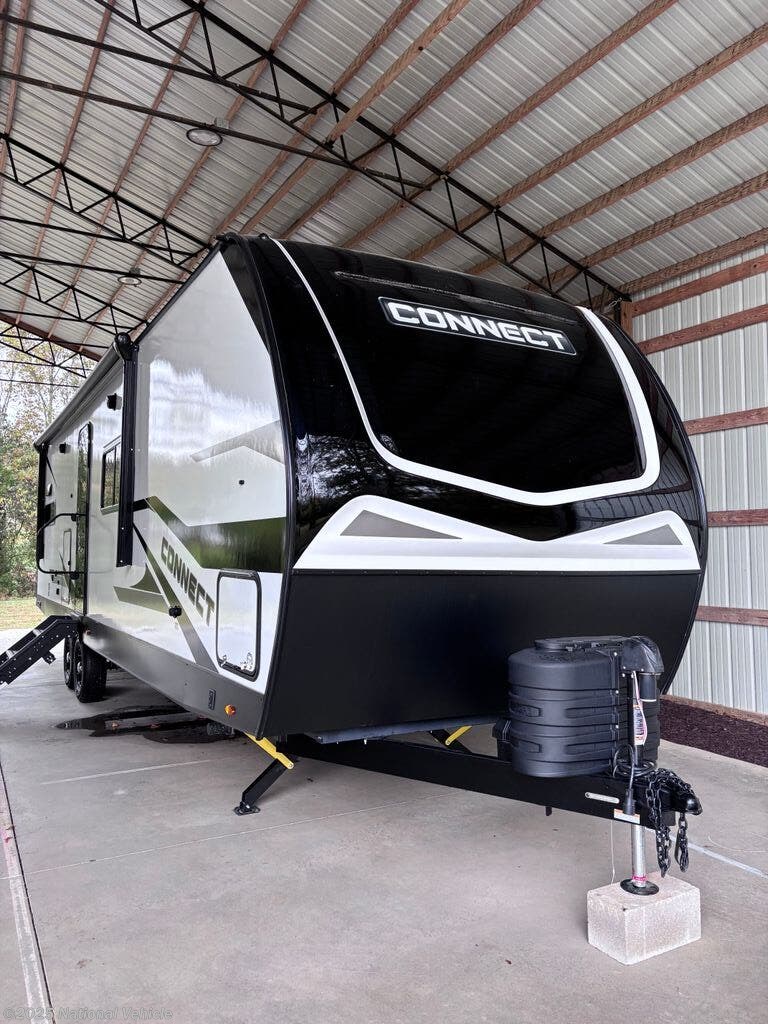 Used 2025 K-Z Connect 302FBK available in Lebanon, Tennessee