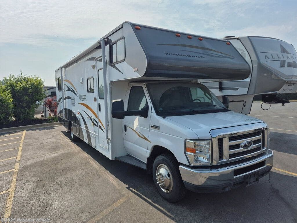 Used 2010 Winnebago Access 31C available in South Gate, Michigan