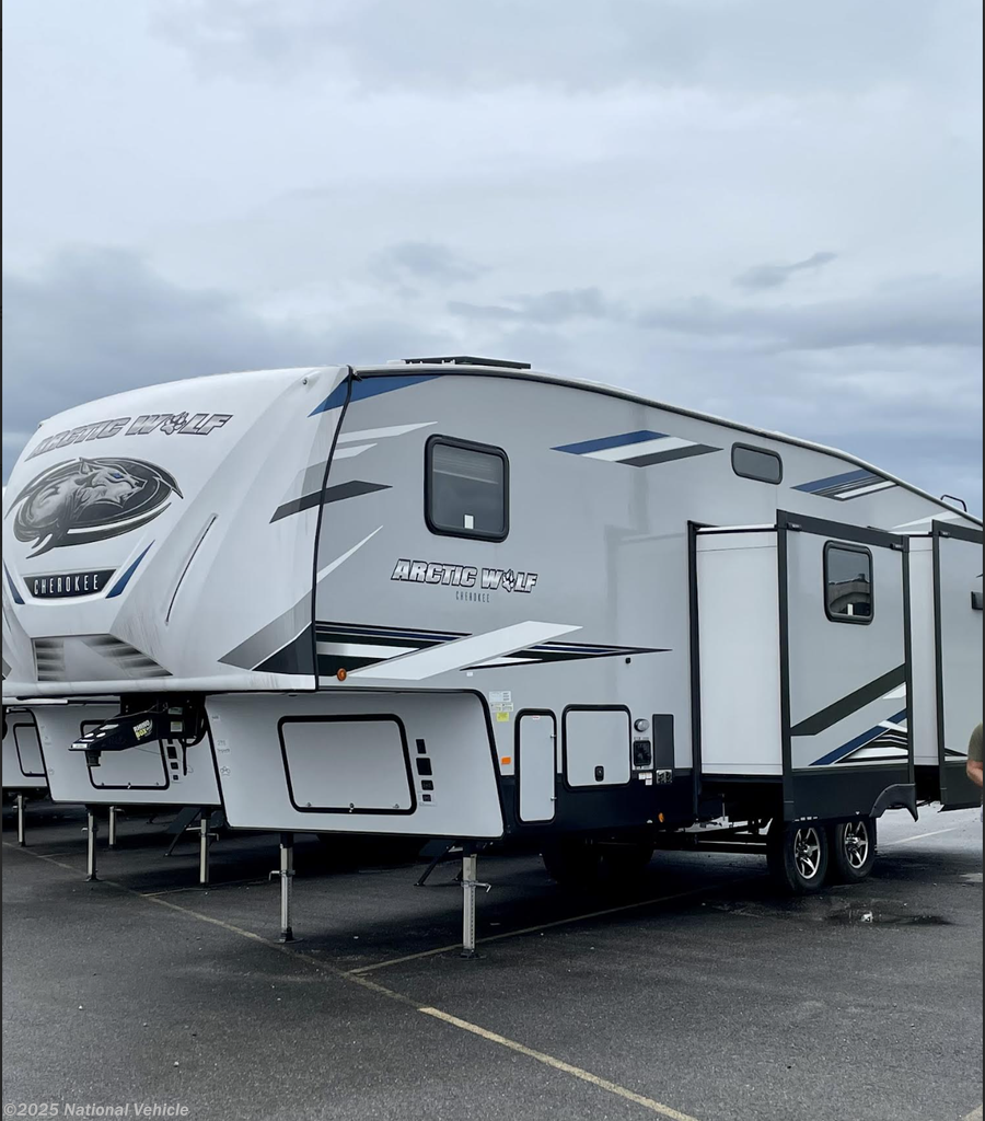 Used 2021 Forest River Cherokee Arctic Wolf 298LB available in Wilmer, Alabama