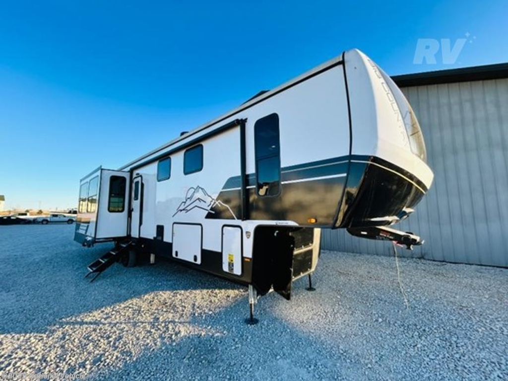Used 2024 Heartland Big Country 3705FB available in Springtown, Texas