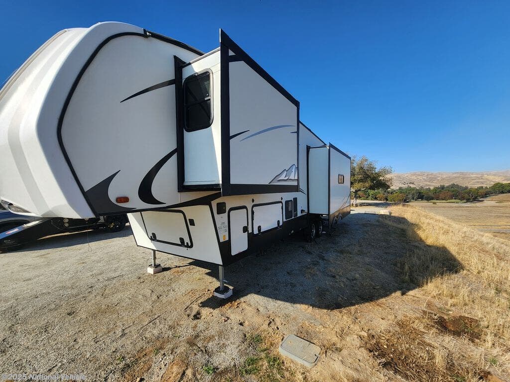 Used 2021 East to West Tandara 320RL available in Bakersfield, California