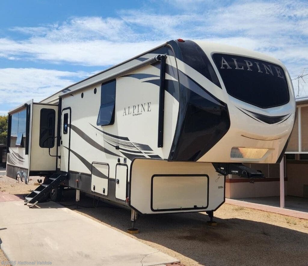 Used 2019 Keystone Alpine 3650RL available in Sun City, Arizona
