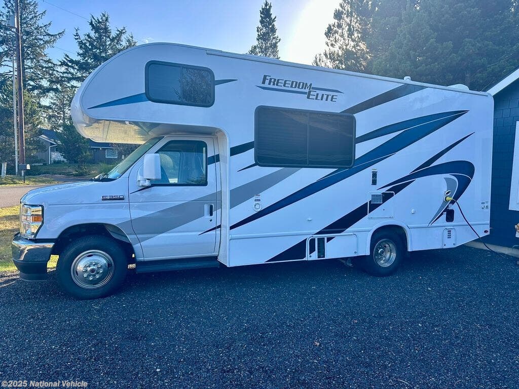 Used 2021 Thor Motor Coach Freedom Elite 22FE available in Ocean Shores, Washington