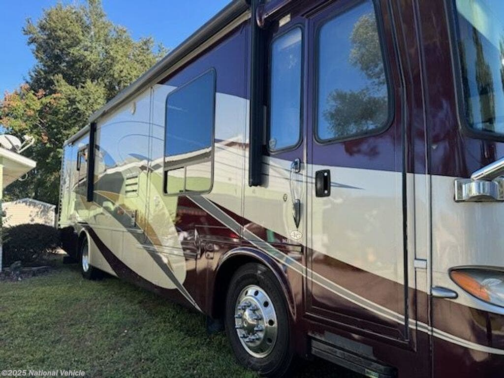 Used 2008 Newmar Kountry Star 3624 available in Tavares, Florida