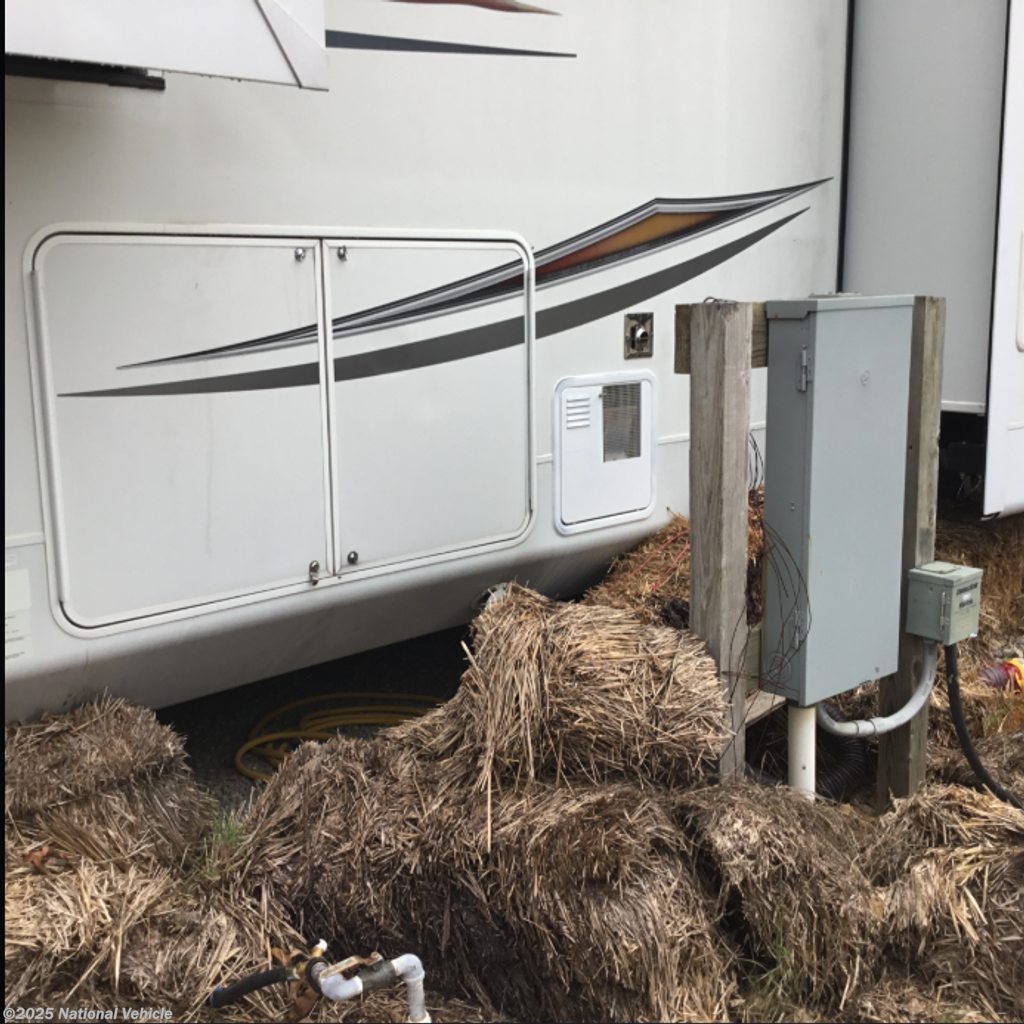 Used 2011 Jayco Eagle 371RLQS available in Holts Summit, Missouri