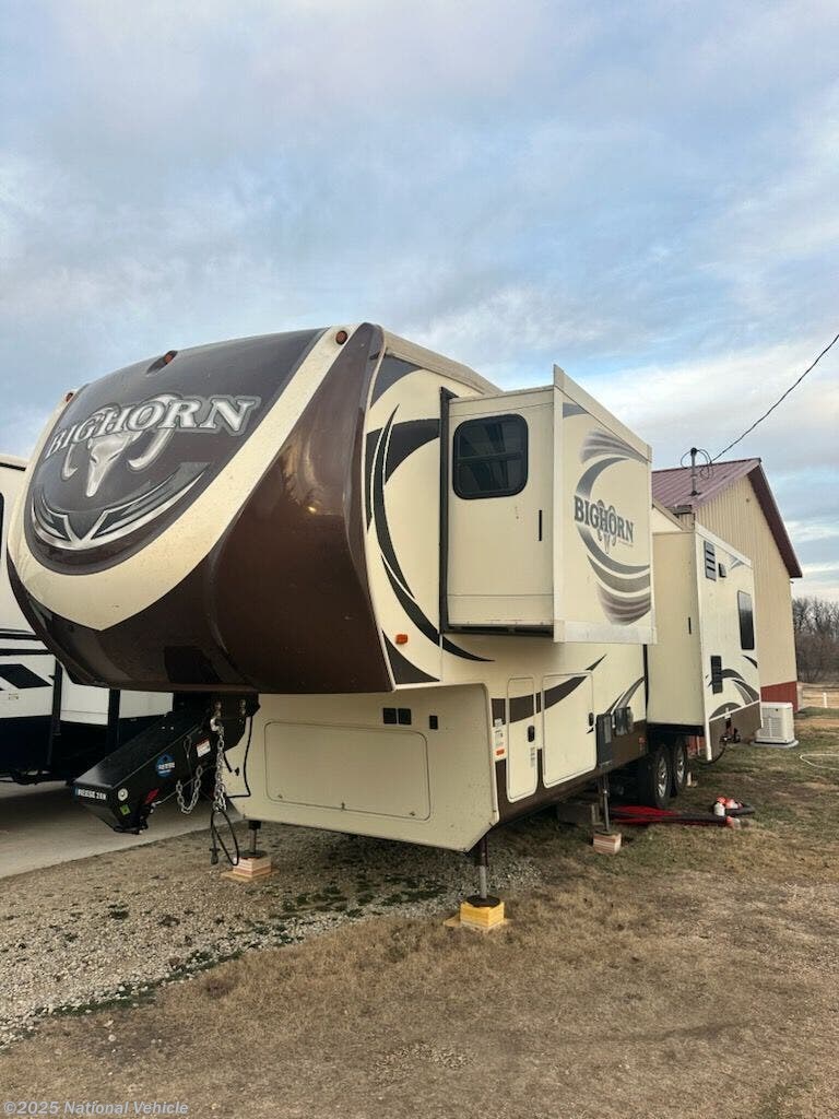 Used 2015 Heartland Bighorn 3010RE available in Assaria, Kansas