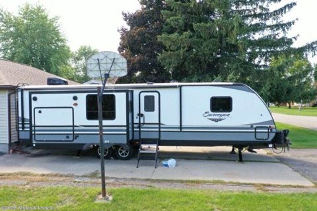 Used 2019 Forest River Surveyor 33KRLOK available in North Aurora, Illinois