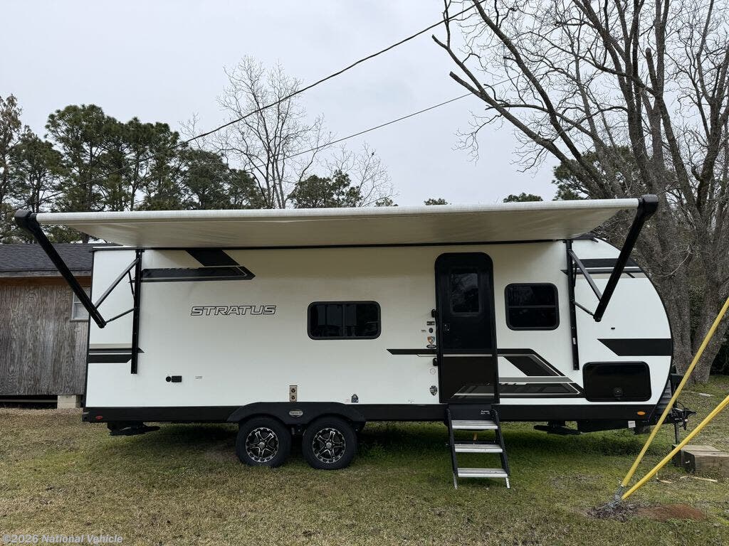Used 2024 Venture Stratus Sport 221VRK available in Abita Springs, Louisiana