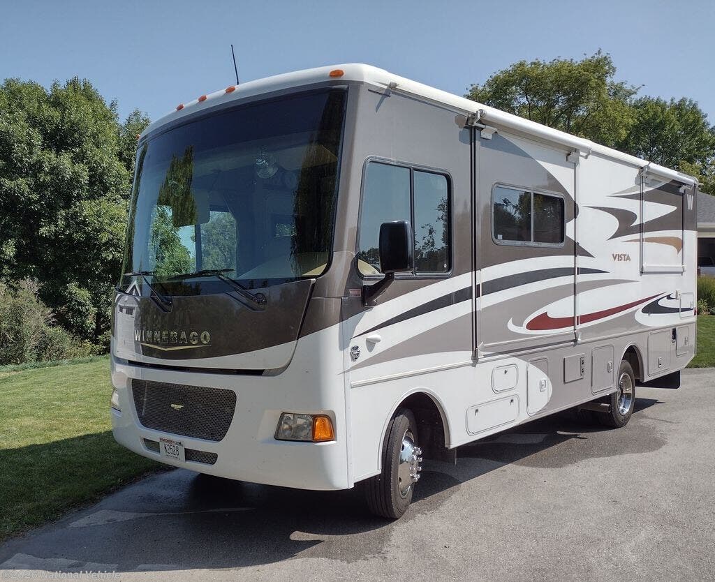 Used 2013 Winnebago Vista 27N available in Mishicot, Wisconsin