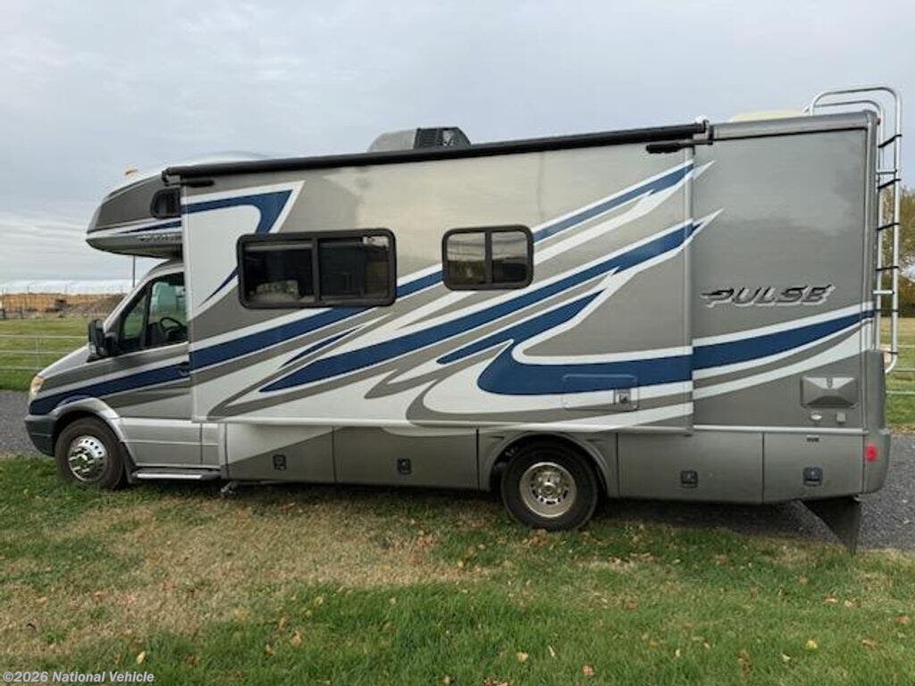 Used 2010 Fleetwood Pulse 24S available in Milton-Freewater, Oregon