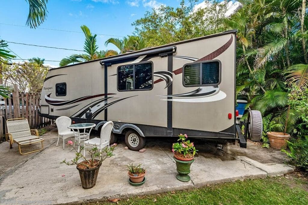 Used 2017 Keystone Passport Grand Touring 2520RL available in Hollywood, Florida