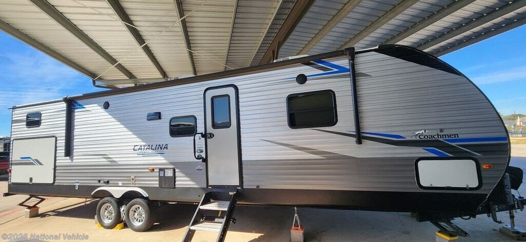 Used 2021 Coachmen Catalina Legacy 343BHTS available in Katy, Texas