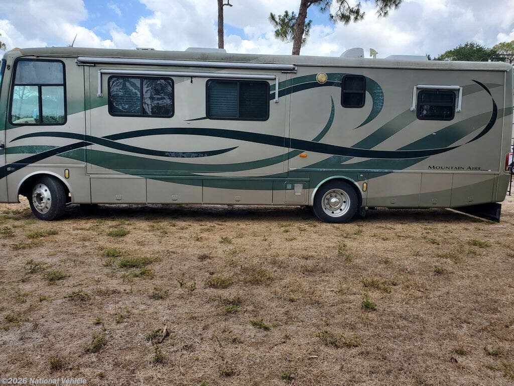 Used 2005 Newmar Mountain Aire 3504 available in Bonita Springs, Florida