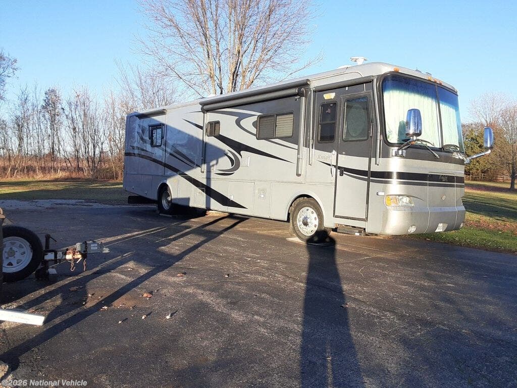 Used 2005 Monaco RV Knight 38PDQ available in Wayne, Illinois