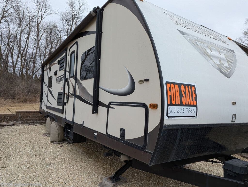 Used 2014 Winnebago Ultralite 27RBDS available in Dyersville, Iowa