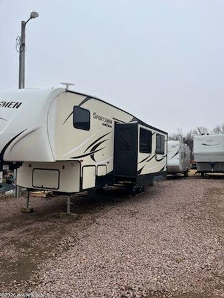 Used 2018 K-Z Sportsmen 281BHK available in Hartford, South Dakota