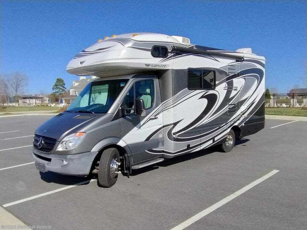 Used 2013 Fleetwood Jamboree Sport 24L available in Kernersville, North Carolina