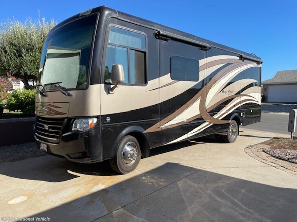 Used 2017 Newmar Bay Star Sport 2812 available in Escondido, California