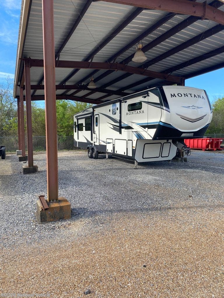 Used 2021 Keystone Montana 3781RL available in Moss Bluff, Louisiana