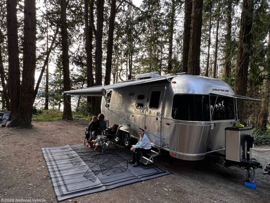 Used 2021 Airstream Flying Cloud 23CB available in Woodenville, Washington
