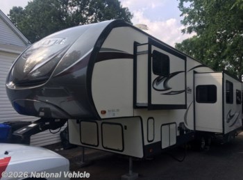 Used 2018 Forest River Wildwood Heritage Glen Lite 29RLSHL available in Woodbridge, New Jersey