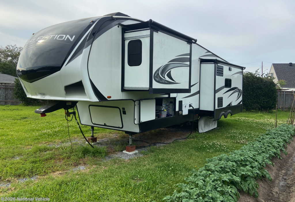 Used 2022 Grand Design Reflection 337RLS available in River Ridge, Louisiana