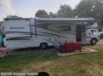 Used 2016 Forest River Sunseeker 3010DSF available in Wallingford, Connecticut