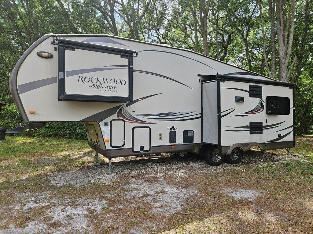 Used 2015 Forest River Rockwood Signature Ultra Lite 8282WS available in Mcalpin, Florida