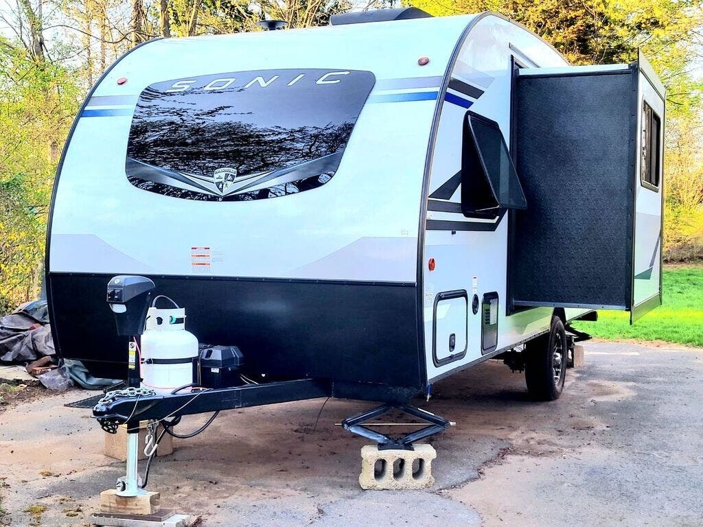 Used 2022 Venture Sonic Lite 169VUD available in Unionville, Connecticut