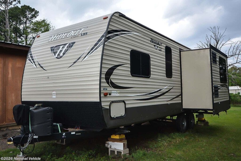 Used 2017 Keystone Hideout LHS 252LHS available in Stigler, Oklahoma