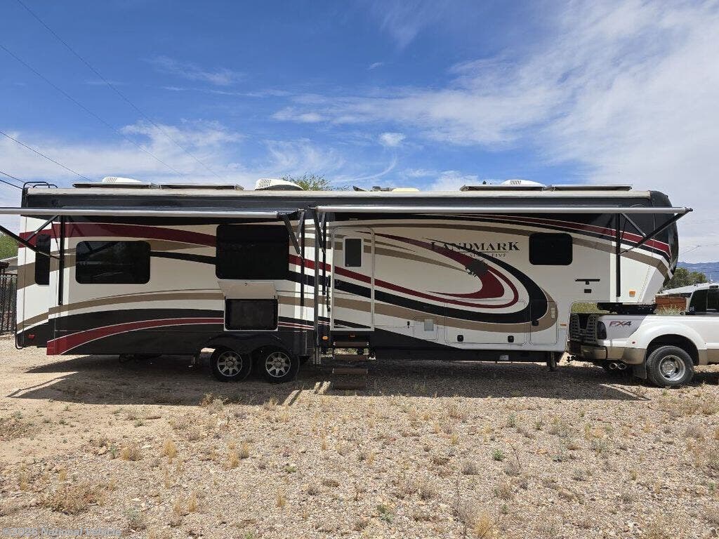 Used 2016 Heartland Landmark 365 Orlando available in Tucson, Arizona
